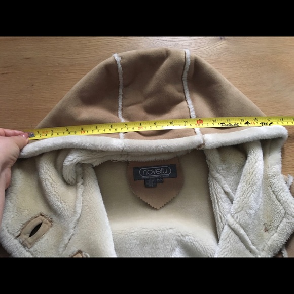 Hooded Winter Coat - Picture 11 of 13